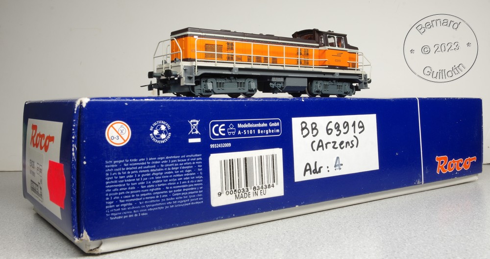 Locomotive diesel BB 63919 Roco, vue de trois-quart arrière
